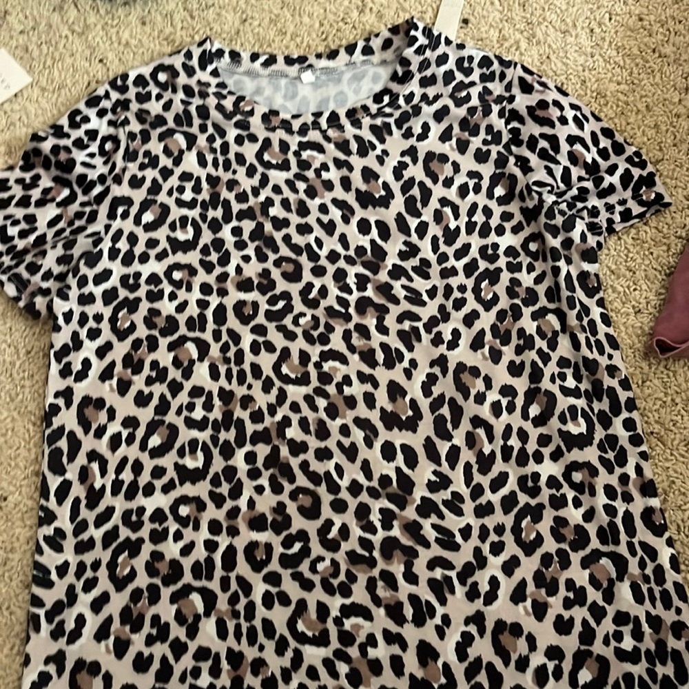 romwe cheetah print shirt size small